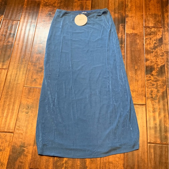 BRAND NEW Maxi Skirt Blue Size US 12 - Picture 5 of 7